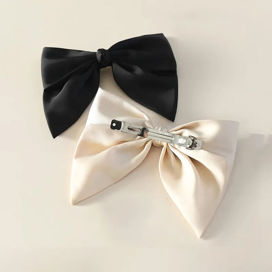 Bow Barrette back side